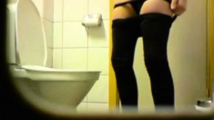 Brunette amateur teen toilet pussy ass hidden spy cam voyeur